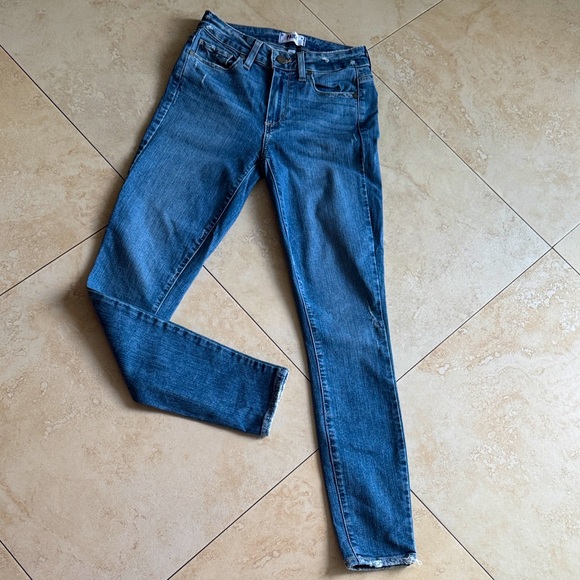 PAIGE Hoxton Crop Women's Lightly Distressed Jeans in Washed Blue- Size 25 - Picture 1 of 9